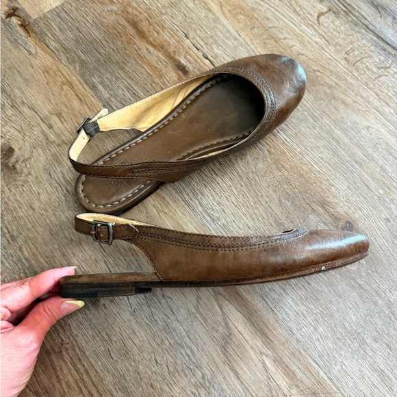 Frye • Sling Back Carson Ballet Flats - Picture 3 of 10